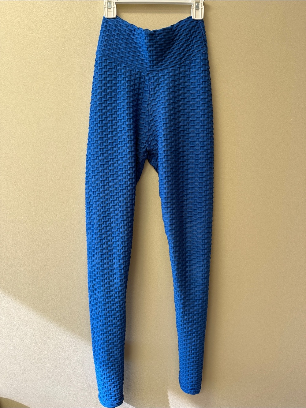 High-Waist Textured Blue Leggings